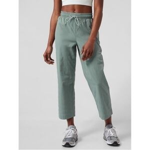 NWT Athleta Trekkie Straight Crop Pants Size 0